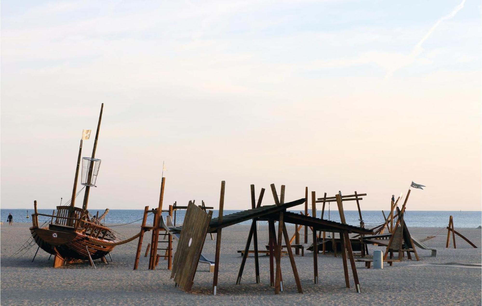 Amazing In Travemuende With Sauna Apartment Lubeck